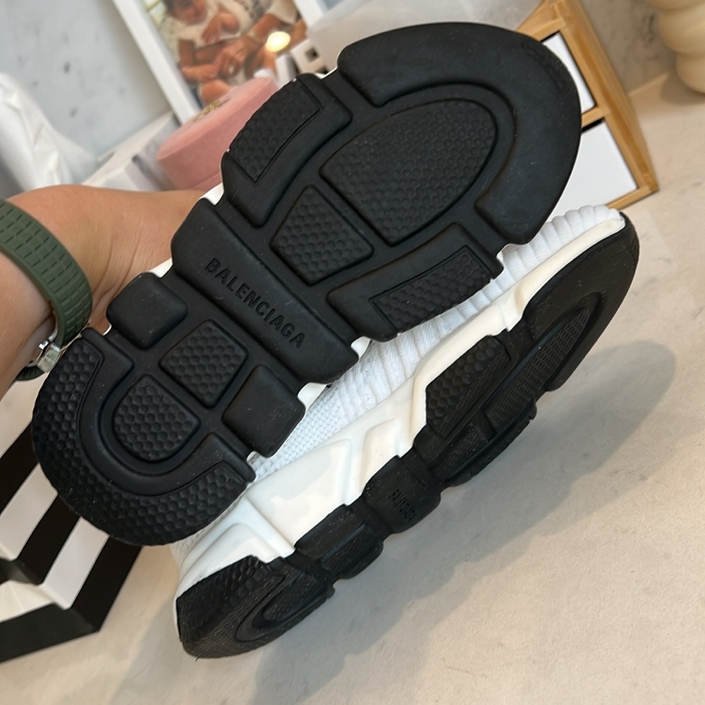 Kids new Balenciaga sneaker - Picture 3 of 4